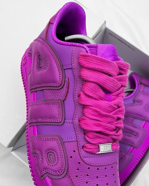 Nike Air Force 1 Low
Cactus Plant Flea
Market Fuchsia Dream